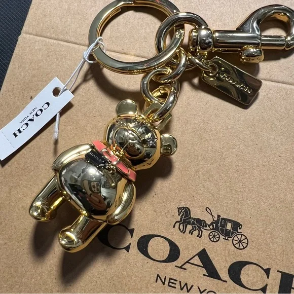 NWT Coach Gold 3D Bear Bag Charm Keychain Pink Collar Star Eye Gift Set F87166 - Picture 2 of 5
